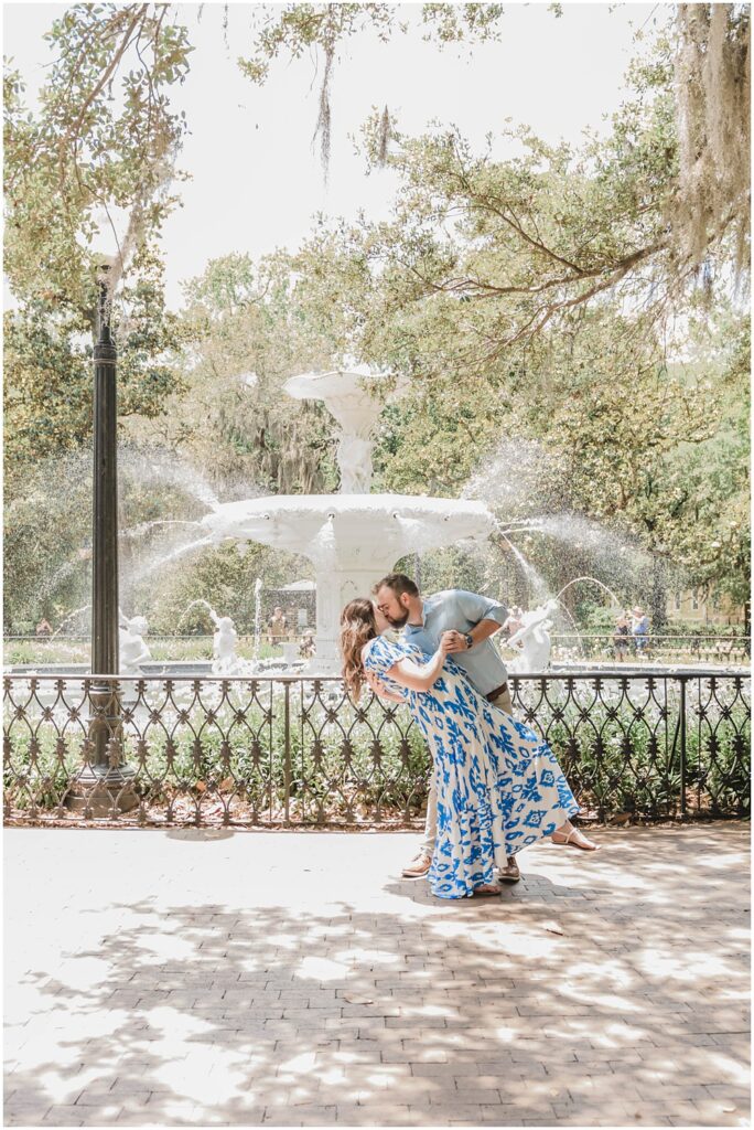 Atlanta wedding photographer photographs engagement session at Forsyth Park in Savannah Georgia